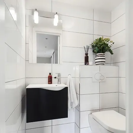 Great Single-family At The Of Haugesund 度假居 *